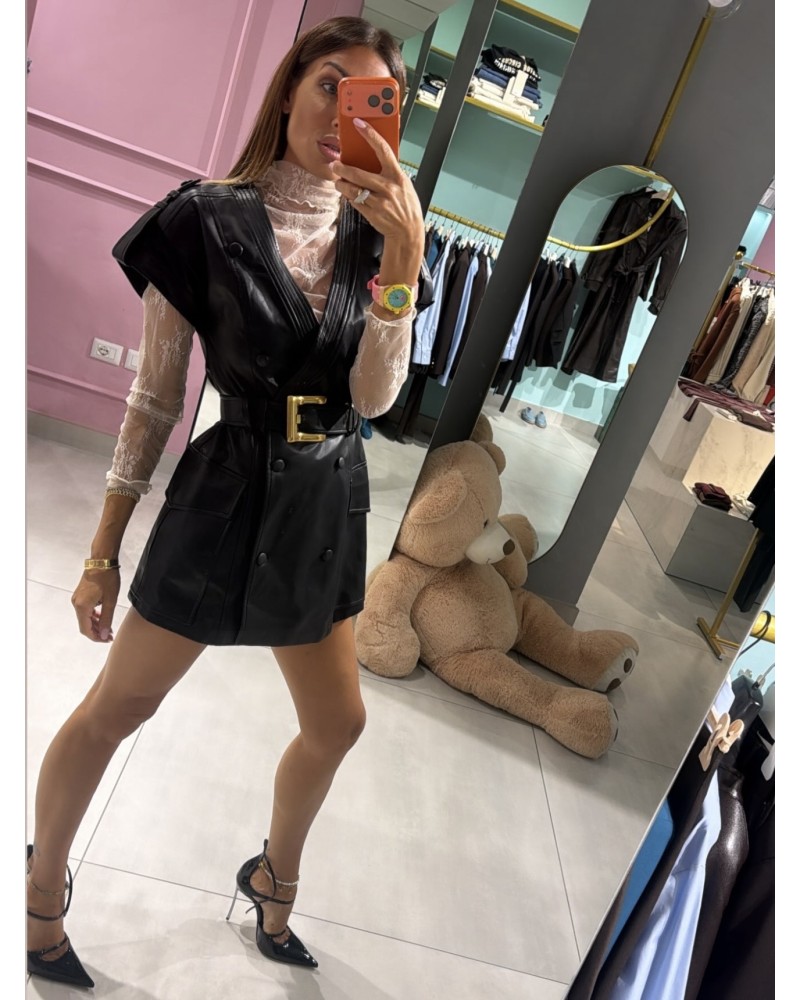 Abito corto in pelle