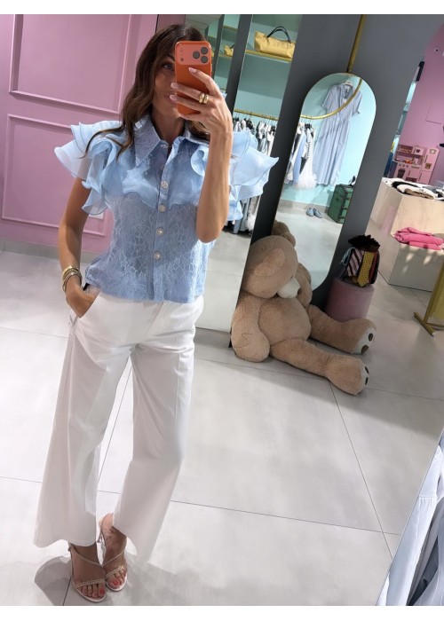 Camicia volant con bottoni gioiello