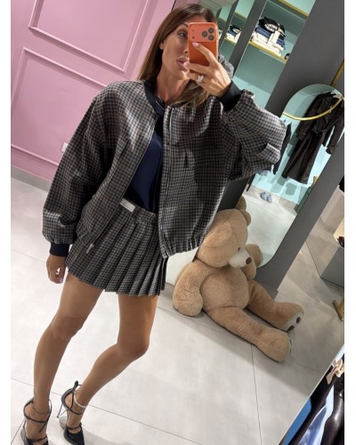 Bomber check in lana